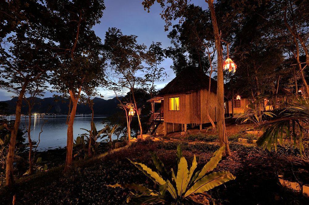Sunwaree Phi Phi Resort Exteriör bild
